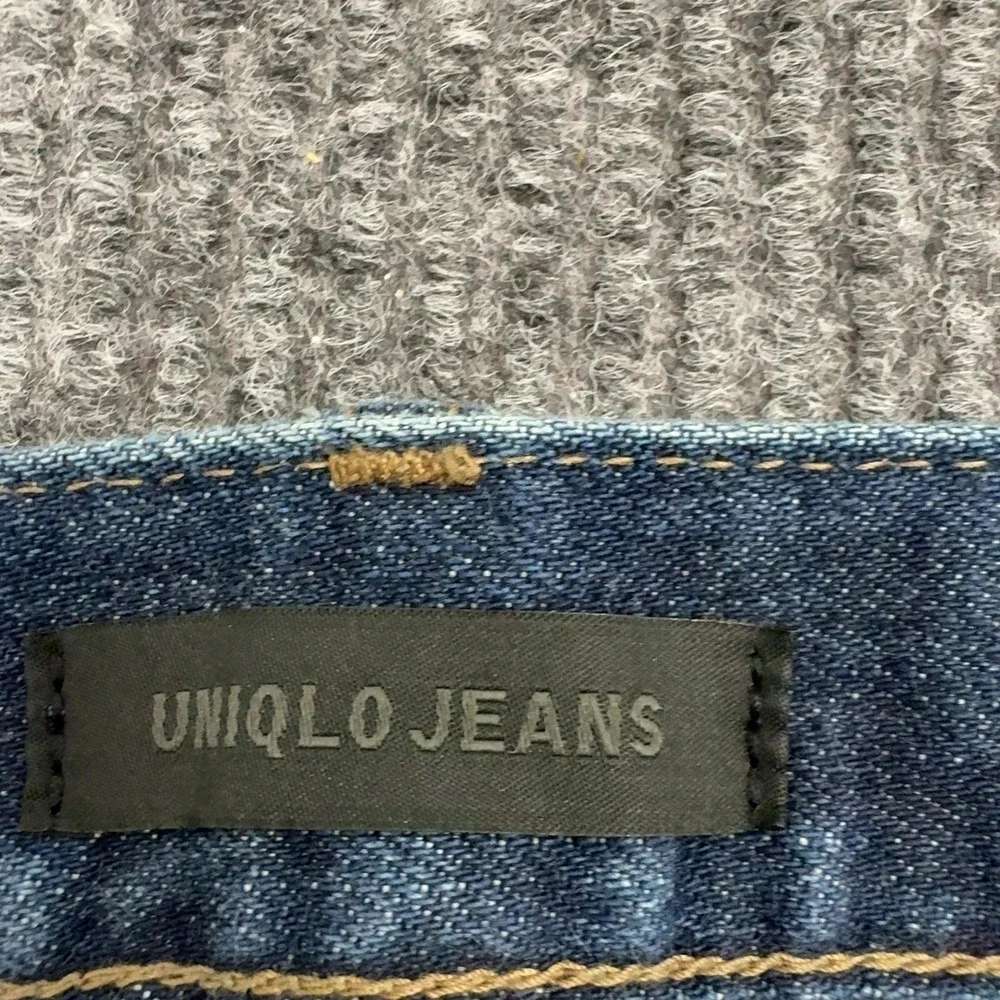 Uniqlo Jeans Mens 35x34 Blue Cotton Spandex Whiskering Casual Denim Streetwear